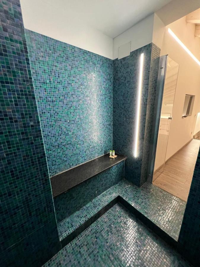 Blue Diamond Como Apartment ภายนอก รูปภาพ